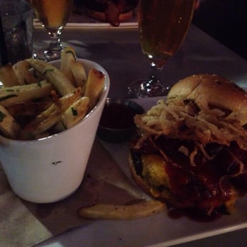 Eureka! - Cowboy Burger...mmmmmm! - American Near Me - Irvine, California