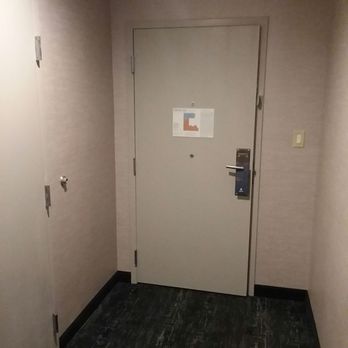 Clarion Inn - Hotels Near Me - Nashua, New Hampshire