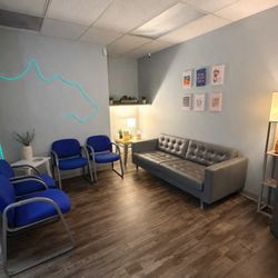 Klarisana - Ketamine Treatment Denver - Klarisana Denver Waiting Room