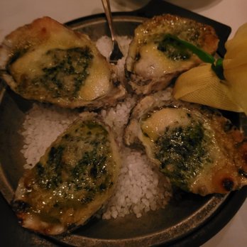 Old Ebbitt Grill - Oysters Rockefeller - Bars Near Me - Washington, DC, District of Columbia
