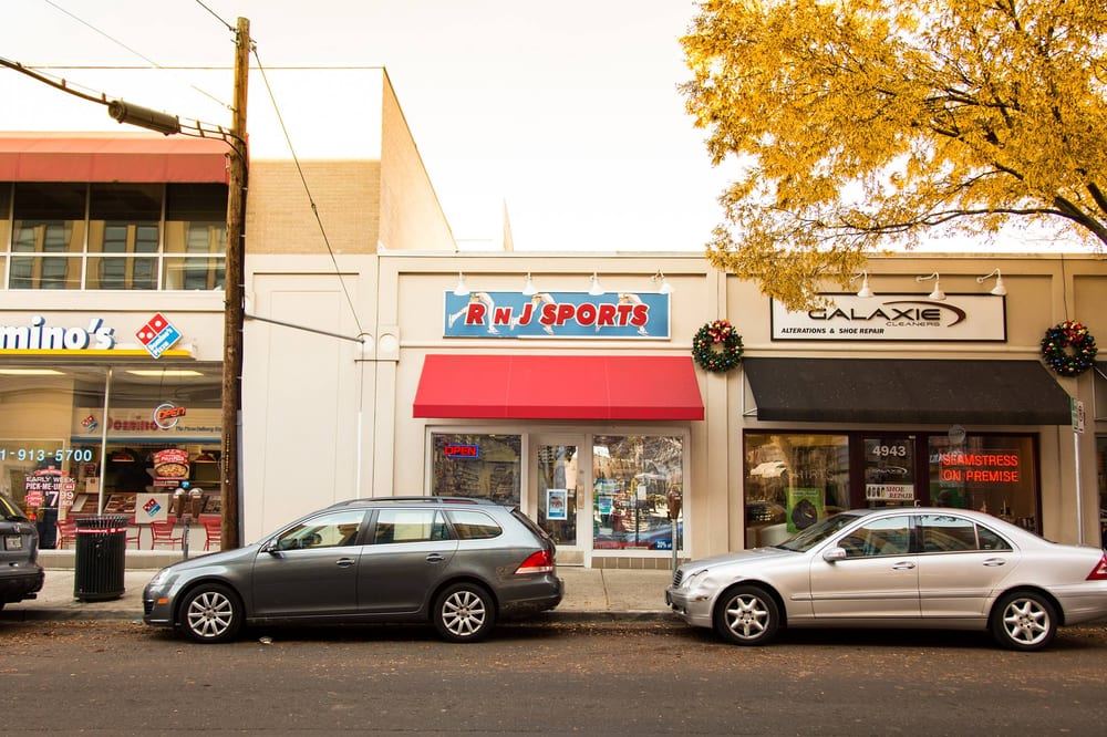 RACQUET & JOG Updated September 2024 4945 Elm St, Bethesda