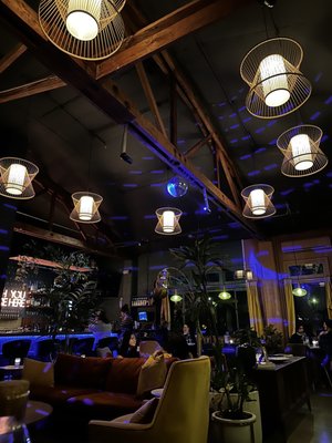 Decibel Sound & Drink by null