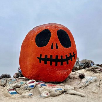 Pumpkin Rock Trail - Hiking Near Me - Norco, California
