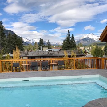 Moose Hotel & Suites - Hotels Near Me - Banff, Alberta Moose Hotel & Suites - Hotels Near Me - Banff, Alberta
