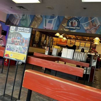 Golden Corral Buffet & Grill - Otra vista del "lobby" - Buffets Near Me - Midvale, Utah Golden Corral Buffet & Grill - Otra vista del "lobby" - Buffets Near Me - Midvale, Utah