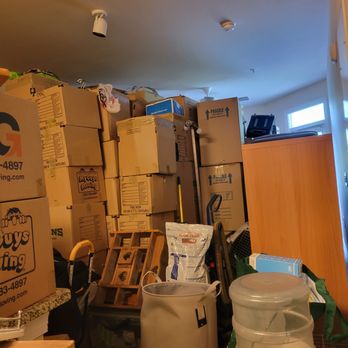 MG Moving Services - The end result of filling my apartment with boxes and some furniture - Movers Near Me - Sterling, Virginia MG Moving Services - The end result of filling my apartment with boxes and some furniture - Movers Near Me - Sterling, Virginia