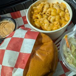 The Fiery Fowl - Incredibly great chicken sandwich & the best Mac n cheese. The chicken is cooked so perfectly with the spices cooked into the breading.