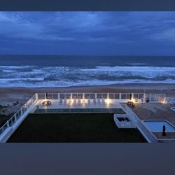 Traders Inn Beach Club
