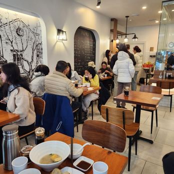 Sang-Ji Fried Bao - Seating - Chinese Near Me - Toronto, Ontario Sang-Ji Fried Bao - Seating - Chinese Near Me - Toronto, Ontario