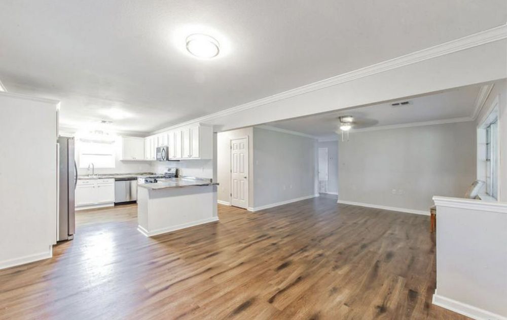 Slide of WBR Roofing & Construction