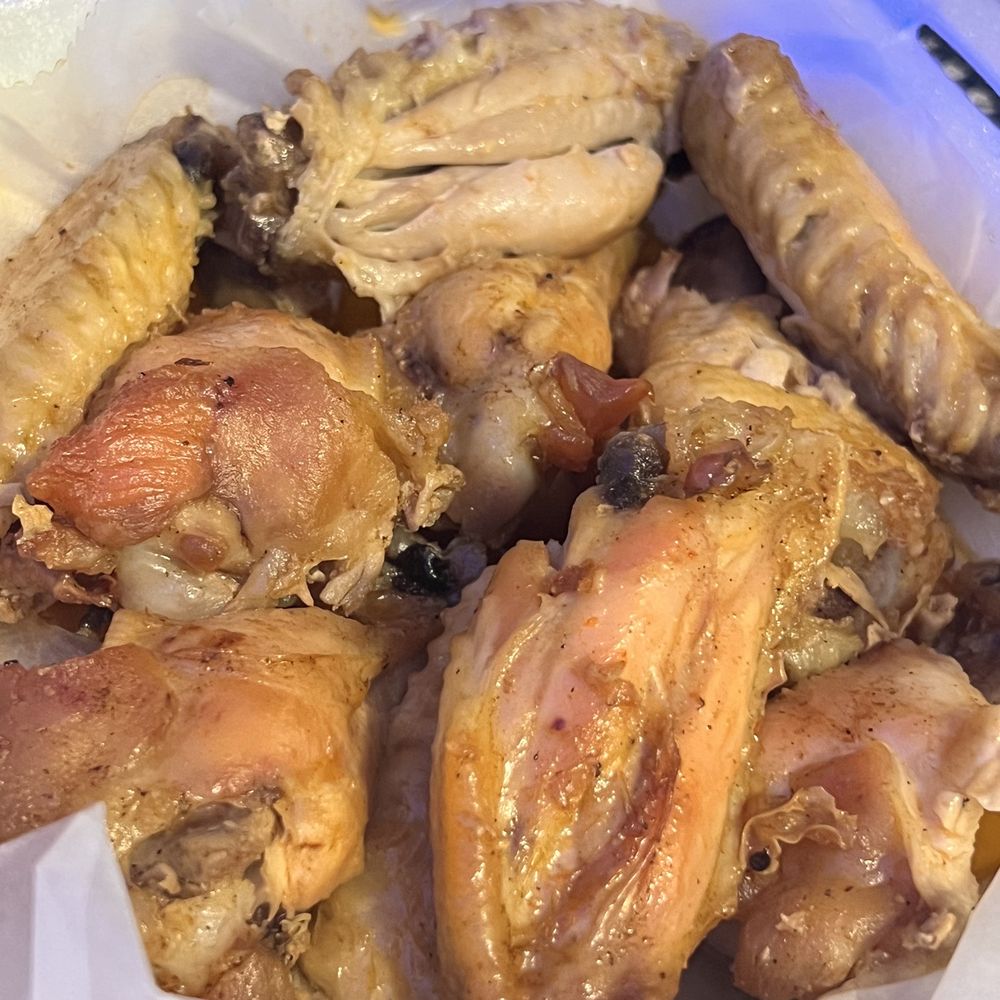 Giovanni's Pizza & Pasta - Mild wings - Italian Near Me - Flagler Beach, Florida Giovanni's Pizza & Pasta - Mild wings - Italian Near Me - Flagler Beach, Florida