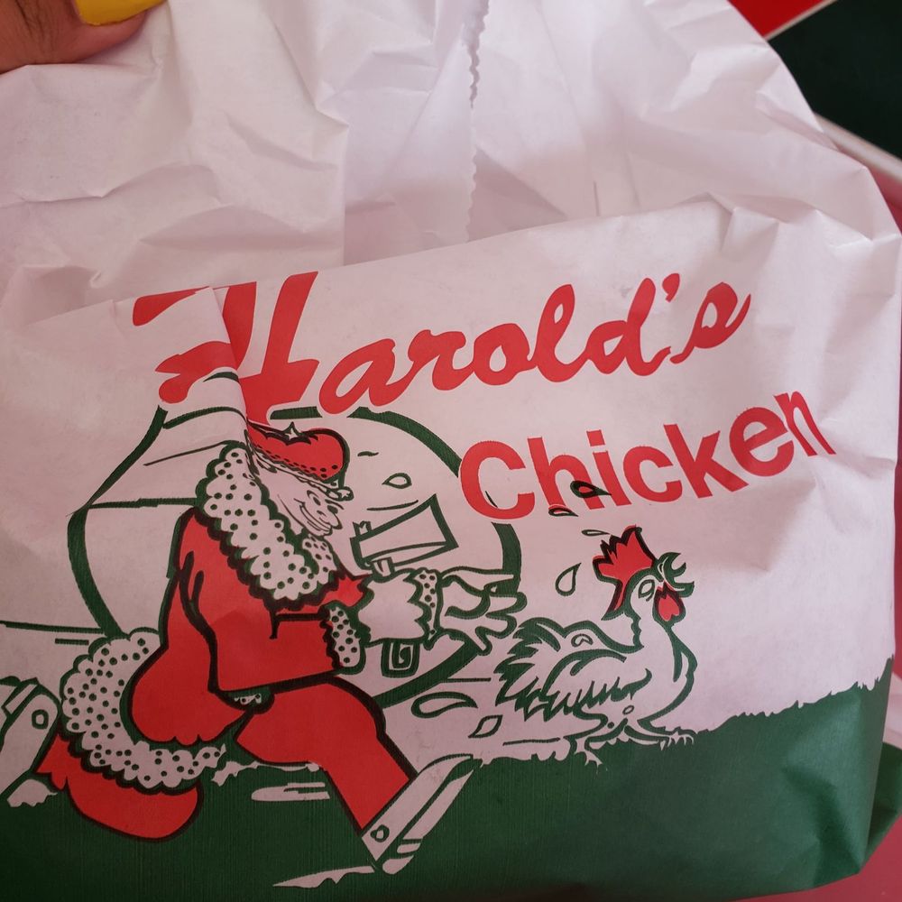 Harold's Chicken Shack #36 - Bag - Chicken Wings Near Me - Chicago, Illinois Harold's Chicken Shack #36 - Bag - Chicken Wings Near Me - Chicago, Illinois