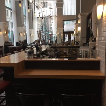 Staypineapple, An Iconic Hotel, The Loop - Atwood bar at the hotel - Hotels Near Me - Chicago, Illinois Staypineapple, An Iconic Hotel, The Loop - Atwood bar at the hotel - Hotels Near Me - Chicago, Illinois