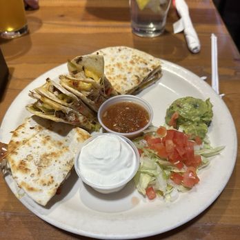 Farley's Food Fun & Pub - Chicken quesadilla - American Near Me - Roswell, New Mexico Farley's Food Fun & Pub - Chicken quesadilla - American Near Me - Roswell, New Mexico