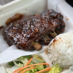 Harley's Tropical Barbecue - Barbecue pork ribs...