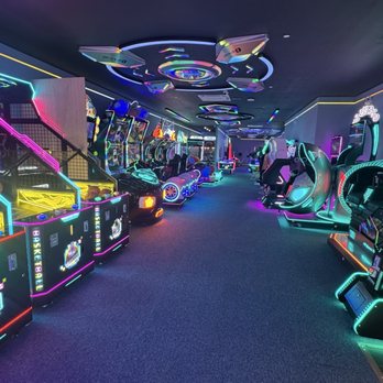 Golden Mall - Max Funland (2nd Floor) - Food Court Near Me - New York, New York Golden Mall - Max Funland (2nd Floor) - Food Court Near Me - New York, New York