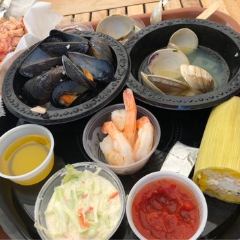 Crabby Jerry's - Mussels, shrimp cocktail, clams, lobster roll - Seafood Near Me - Greenport, New York Crabby Jerry's - Mussels, shrimp cocktail, clams, lobster roll - Seafood Near Me - Greenport, New York