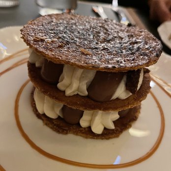 Alder - Mille Feuille - Desserts Near Me - Toronto, Ontario Alder - Mille Feuille - Desserts Near Me - Toronto, Ontario