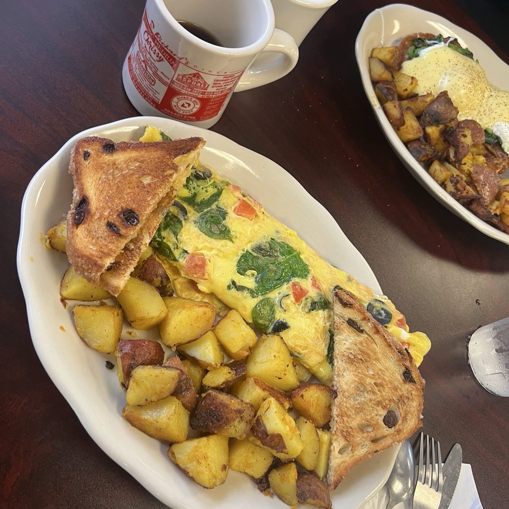 Richard’s Diner - Greek Omelet & Eggs Florentine - Diners Near Me - Salisbury, Massachusetts Richard’s Diner - Greek Omelet & Eggs Florentine - Diners Near Me - Salisbury, Massachusetts