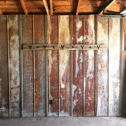 The Allen Farmhaus - Rustic Men's Suite.