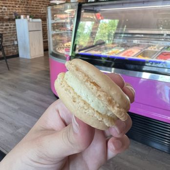 Le Macaron French Pastries - Macarons Near Me - Charleston, South Carolina Le Macaron French Pastries - Macarons Near Me - Charleston, South Carolina