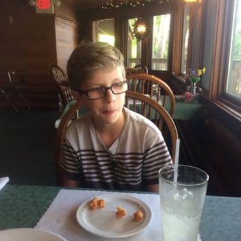 Eddie B's - American Near Me - Eagle River, Wisconsin