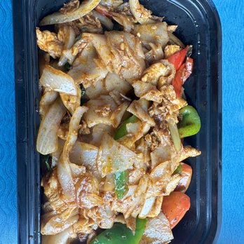 Pinto Urban Thai Diner - DRUNKEN NOODLE (Pad Kee Mao) - Thai Near Me - Richardson, Texas Pinto Urban Thai Diner - DRUNKEN NOODLE (Pad Kee Mao) - Thai Near Me - Richardson, Texas