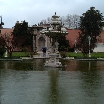 Dolmabahçe Sarayı - Landmarks & Historical Buildings Near Me - Istanbul, 34