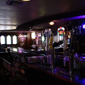Doc's Inn - Dive Bars Near Me - Newhall, California Doc's Inn - Dive Bars Near Me - Newhall, California