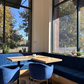 World Traveler Coffee Roasters - Coffee Roasteries Near Me - Davis, California World Traveler Coffee Roasters - Coffee Roasteries Near Me - Davis, California