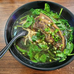 Heng's Kitchen - Braised pork noodle soup