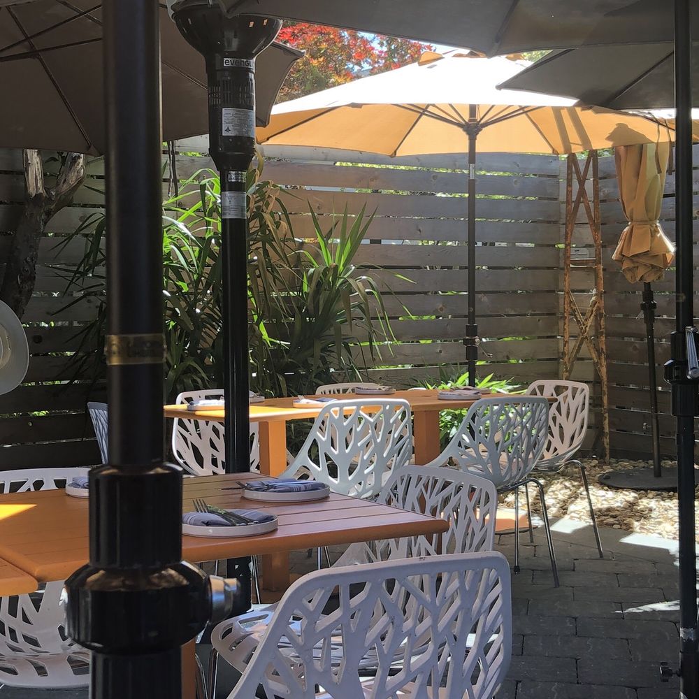 Bravas Bar de Tapas - A nice day for patio seating at Bravas - Spanish Near Me - Healdsburg, California