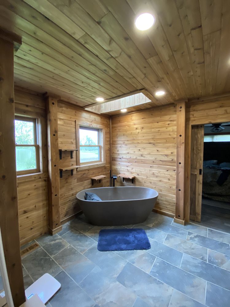 Slide of Handy Randy Contracting