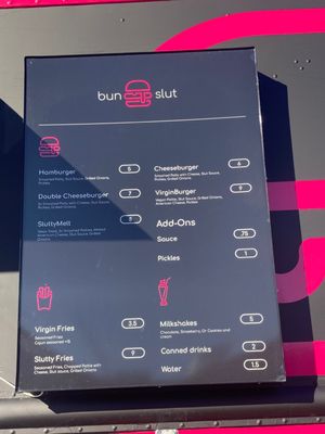 BunSlut (Food Truck) by null