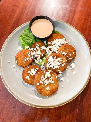 Relish Craft Kitchen & Bourbon Bar by null