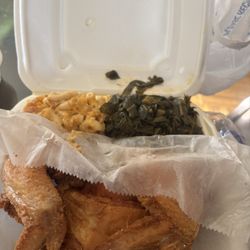 Soulful D’lites - Fried chicken breast with wing, baked Mac & cheese and collard greens.