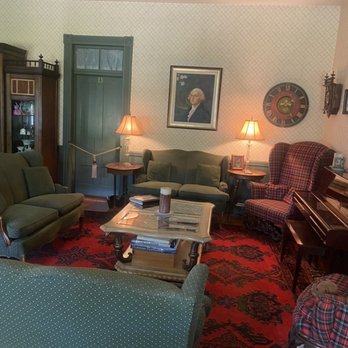 American River Inn - Lobby - Bed & Breakfast Near Me - Georgetown, California American River Inn - Lobby - Bed & Breakfast Near Me - Georgetown, California