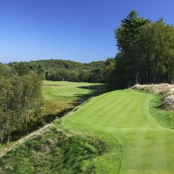 Boston Golf Club - #9 Geronimo Par 4, 466 yards. 70 foot elevation drop from tee box...