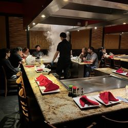 Ohjah Japanese Steakhouse Sushi & Hibachi - Rainbow North - Habachi