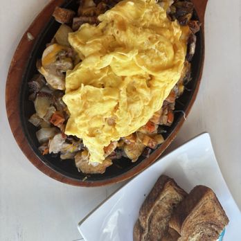 EggTown - EggTown Skillet with rye toast - Breakfast & Brunch Near Me - Wesley Chapel, Florida EggTown - EggTown Skillet with rye toast - Breakfast & Brunch Near Me - Wesley Chapel, Florida