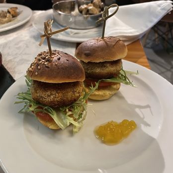 Casa de Ló - Alheira sliders - Bars Near Me - Porto, 13 Casa de Ló - Alheira sliders - Bars Near Me - Porto, 13