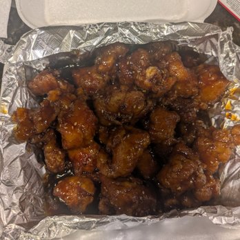 Oriental Kitchen - Sesame chicken - Chinese Near Me - Pflugerville, Texas