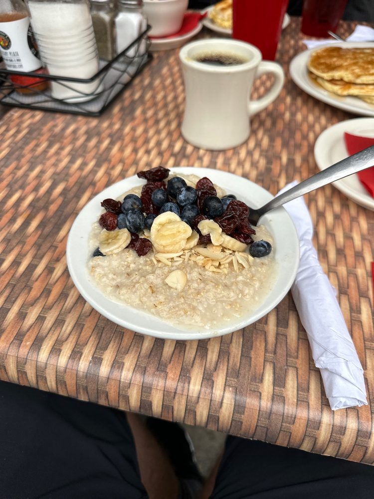 SOUTHERN CONEY AND BREAKFAST Updated October 2024 250 Photos & 495