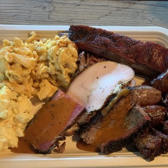 Lone Mountain Barbecue - Mac n Cheese, brisket ,smoked Turkey, cheddar jalapeño sausage and pork rib - Caterers Near Me Lone Mountain Barbecue - Mac n Cheese, brisket ,smoked Turkey, cheddar jalapeño sausage and pork rib - Caterers Near Me
