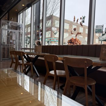 Royal Highness Zhu 朱椿 - Inside - Hot Pot Near Me - Chicago, Illinois