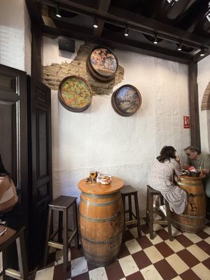 Bodega El Pimpi by null