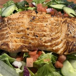 Hooligans Eastside Grill - Salmon salad delicious