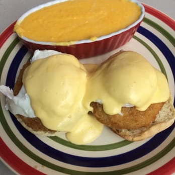 Janik's Cafe - Breakfast & Brunch Near Me - Chicago, Illinois
