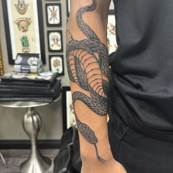 Tattoo Licious - Tattoo Near Me - Honolulu, Hawaii