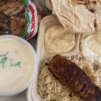 Hummus Labs - Mediterranean Salmon, Spicy Labni, Pita Chips Bag - Mediterranean Near Me - Pasadena, California